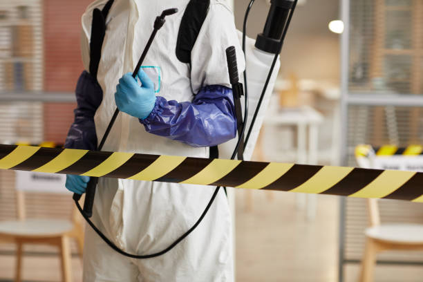 Professional Biohazard technician working in El Dorado, AR